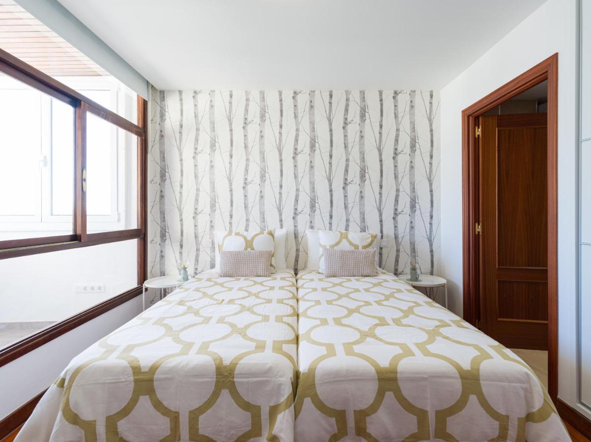 Bright Townhouse - Views - 5 Min Walk To The Beach 라스팔마스 외부 사진