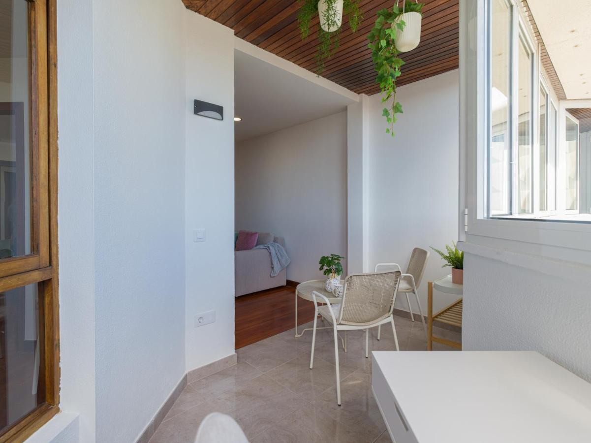Bright Townhouse - Views - 5 Min Walk To The Beach 라스팔마스 외부 사진
