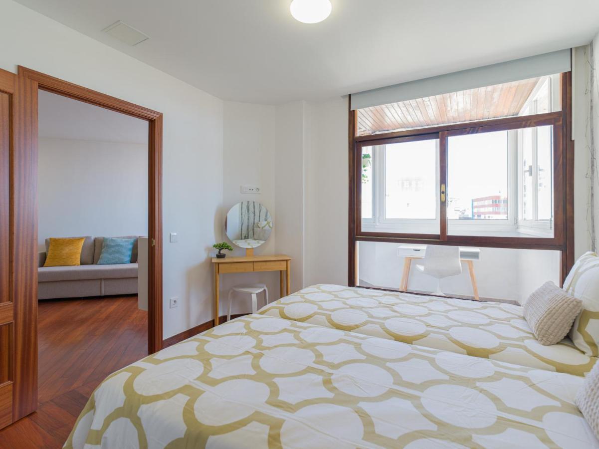Bright Townhouse - Views - 5 Min Walk To The Beach 라스팔마스 외부 사진