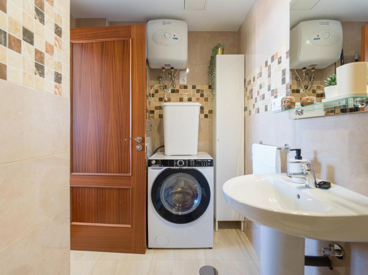 Bright Townhouse - Views - 5 Min Walk To The Beach 라스팔마스 외부 사진