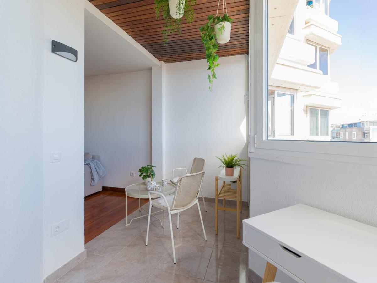 Bright Townhouse - Views - 5 Min Walk To The Beach 라스팔마스 외부 사진