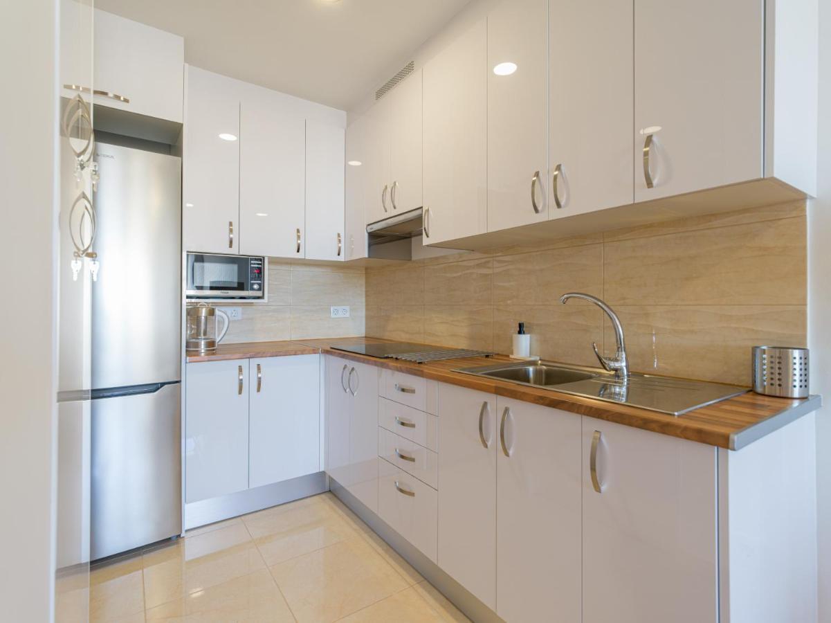 Bright Townhouse - Views - 5 Min Walk To The Beach 라스팔마스 외부 사진