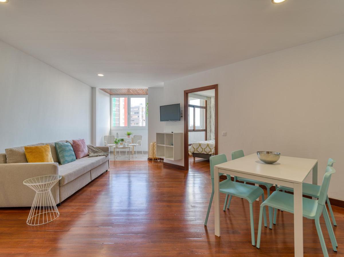 Bright Townhouse - Views - 5 Min Walk To The Beach 라스팔마스 외부 사진