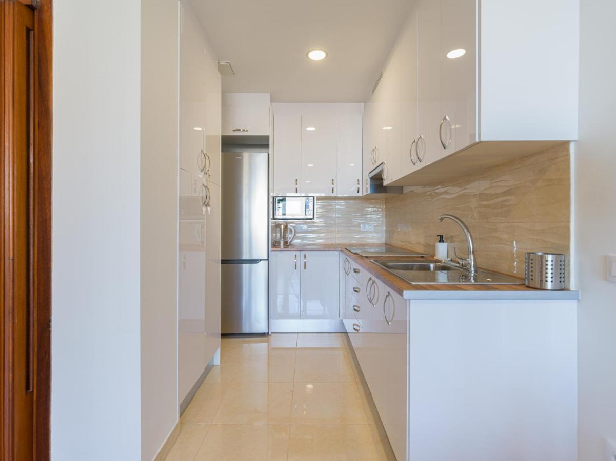 Bright Townhouse - Views - 5 Min Walk To The Beach 라스팔마스 외부 사진